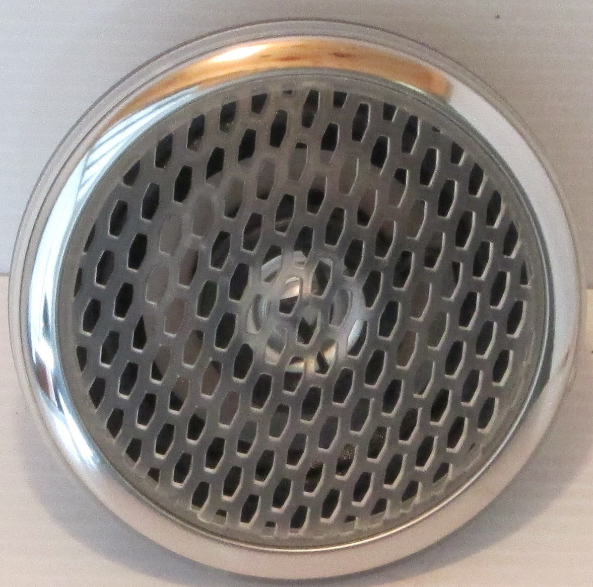 15088 - STEREO, SPEAKER, 4 IN, TRANSLUCENT S/S GRILL, 2014